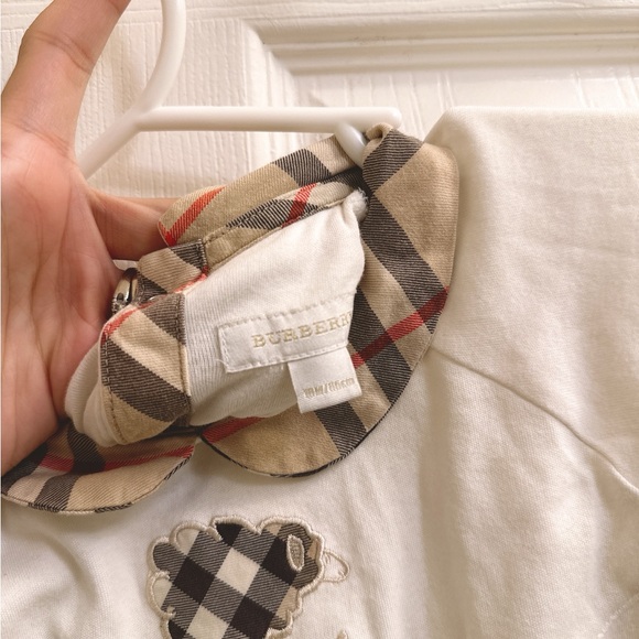 Burberry sheep romper / footie / sleeper - Picture 3 of 4